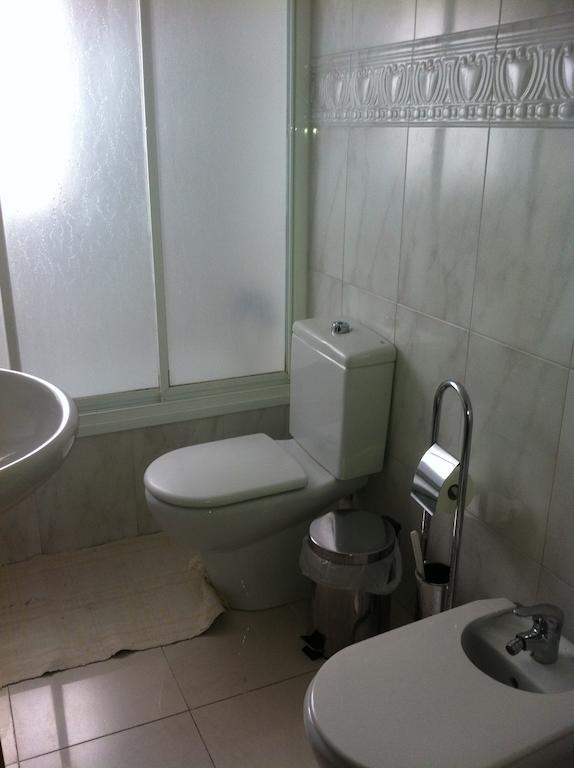 Pension Ruiz Linares  Zimmer foto